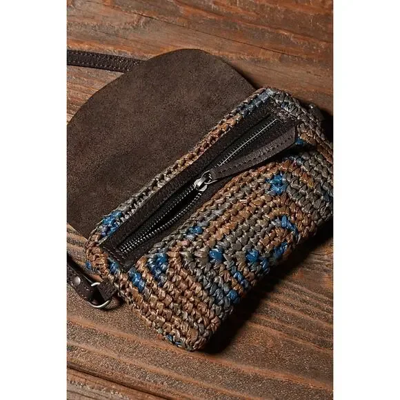 We The Free Rider Raffia Crossbody Bag NWT - Picture 3 of 7